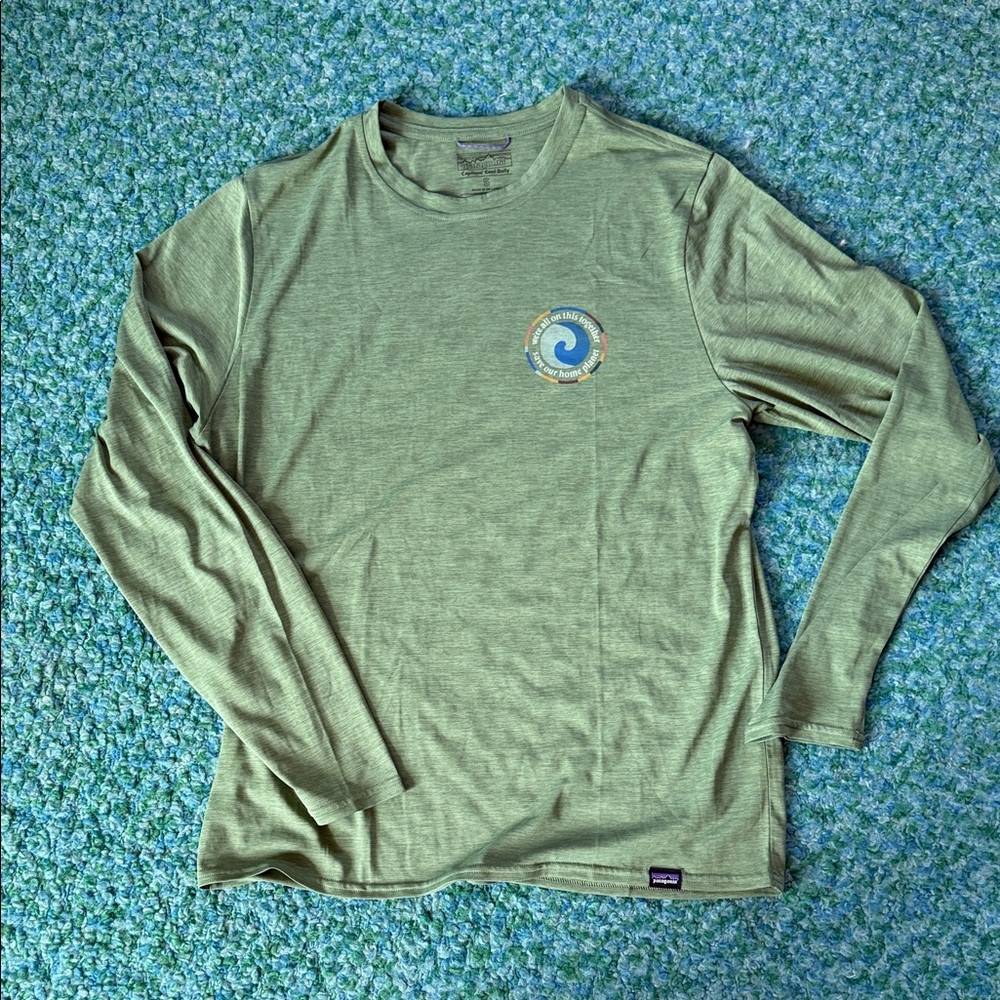 Patagonia Men's Long Sleeve Tee in Sage Green with Chest Wave Logo